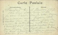 CPA Chateau de Pierrefonds Cour d'Honneur le beffroi