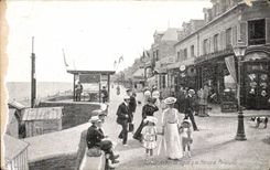 CPA St Aubin Le Digue et la pierre a Poisson