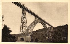 CPA La Douce France Environs de Saint Flour Viaduc de Garabit 