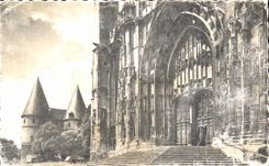 CPA Beauvais Le Porche la cathedrale les Tours du Palais de Justice
