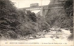 CPA Route of pierrefitte has cauterets the large bridge of the railroad