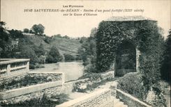CPA Sauveterre de Bearn Restes d'un pont fortifie sur le Gave d'oloron 