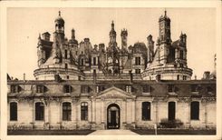 CPA La Douce France Chateaux De La Loire Chambord la Porte Royale