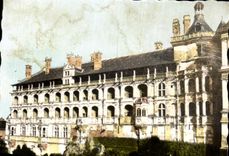 CPSM Le chateau de blois l alile francois lr la facade des loges
