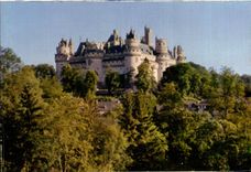 CPSM Pierrefonds vue generale du chateau