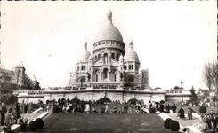 CPA Paris crowns heart