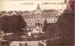 CPA Le Havre Hotel De Ville Et Le Jardin