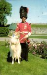 CPA The Corporal in charge of Baptiste the mascot of the 22e Regiment at La Citadelle Chevre Goat