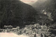 CPA Les Hautes Pyrenees Cauterets Vue prise de Pauze Vieux Entree du Val de Cambasque