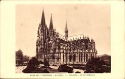 CPA Moyen Age Et Renaissance Allemagne Cologne La Cathedrale