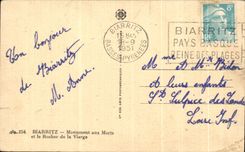 CPA Biarritz Monument aux Morts et le Rocher de la Vierge