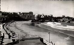 CPA Biarritz main beach The Beach hand