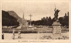 CPA Lourdes Holy Michel And the Basilica