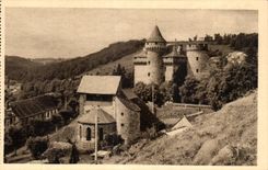 CPA Soft France Surroundings of Saint Flour Terns the Romance church and the Castle