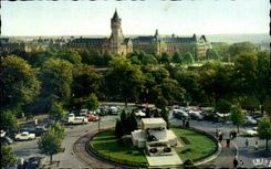 CPA Luxembourg the Place of the Constitution with the Monument of the Souvenir At the bottom the Case of pargne and the Seat of