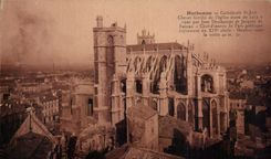CPA Narbonne Cathedrale St Just Chevet fortifie de I'eglise