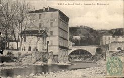 CPA Valleys Large Hotel And Sources Of the Delicious ones