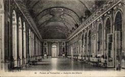 CPA Palais De Versailles Galerie Des Glaces