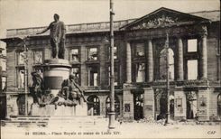 CPA Rheims Places Royal And Statue Of Louis XIV Militaria