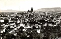 CPA Auvergne Clermont Ferrand with the back Places of Jaude