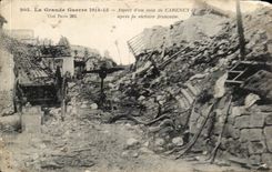 CPA Aspect d'un coin de Carency apres la victoire francaise Militaria 