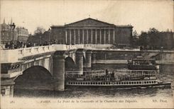 CPA Paris Le Pont de la Concorde et la Chambre des Deputes Peniche Bateau
