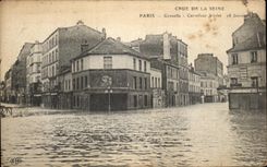 CPA Paris Grenelle Carrefour Violet Inondations 1910