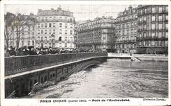CPA Paris Inonde Pont de l'Archeveche Inondations 1910