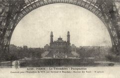 REPRO Paris Le Trocadero Perspective Tour Eiffel 