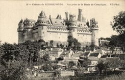 CPA Chateau de Pierrefonds Vue prise de la Roche de Compiegne
