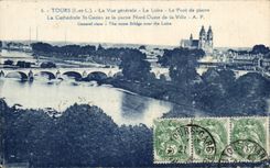 CPA Tours La Vue generale La Loire Le Pont de pierre La Cathedrale St Gatien et la Paritie
