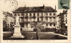 CPA Tours L'Ancien Hotel De Ville Et Le Square Rabelais