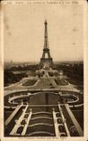CPA Paris Les Jardins du Trocadero et La Tour Eiffel