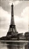 CPA Paris Et Ses Merveilles La Tour Eiffel vue de l'avenue de Tokio