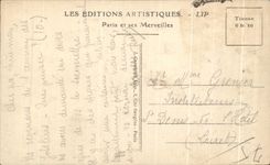 CPA Paris La Tour Eiffel Bateaux Peniches 