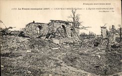 CPA Crapeaumesnil L iglesia enteramente destruida Militaria