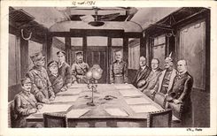 CPA Compiegne Signature of the armistice 1918 Militaria