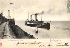 CPA the Marguerite and the Boulogne Pier on Sea Boat
