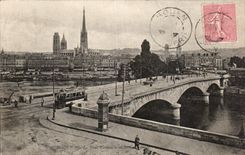 CPA Rouen the bridge Tram