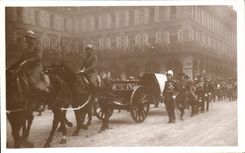 CPA Funeral Of the Marshal Foch Mans In front of Statue Of Jeanne D' Arc Militaria March 1929