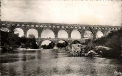 CPA Nimes Le Pont du Gard Aqueduc romain 