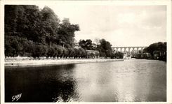 CPA Morlaix La Riviere et le Viaduc