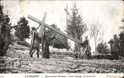 CPA Lourdes Deuxieme Station Jesus Charge de Sa croix