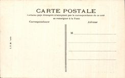 CPA Fontainebleau Palais Facade du chateau et escalier du fer a cheval