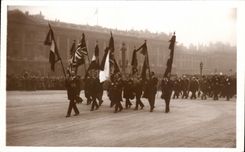 CPA Funerailles Du Marechal Foch Mars Drapeaux des Combattants allies Mars 1929 Paris Militaria