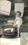 CPA Fantaisie Enfant La lessive de bebe