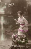 CPA Fantaisie Femme Poissons 1er avril Paques 