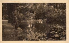 CPA Paris With the Park Heap Seen partial of Naumachie