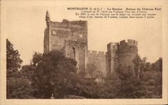 CPA Montbazon Le Donjon Ruines du Chateau Fort