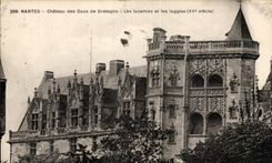 CPA Nantes Castle of the Dukes of Brittany attic windows and Logglas